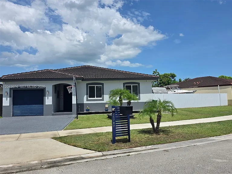 25787 SW 127th Pl — Photo 2