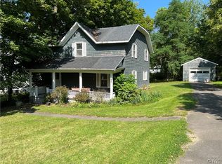 37 Wells St, Aurora, NY 13026