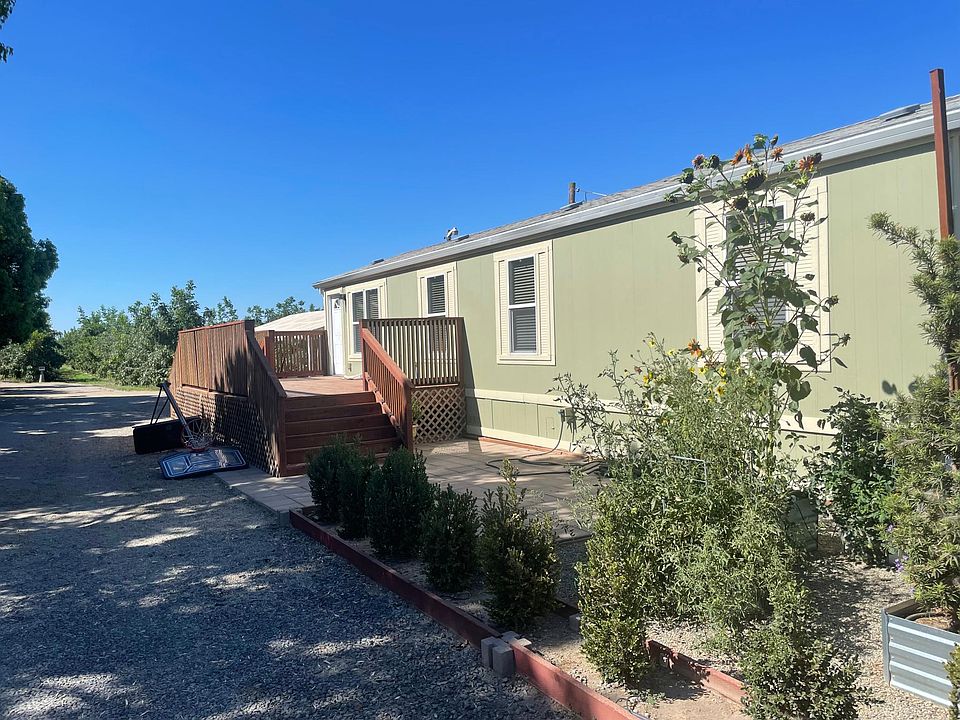 2nd image of 4218 Shoemake Ave