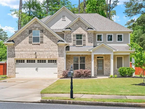 4093 Groveland Park Dr, Acworth, GA 30127
