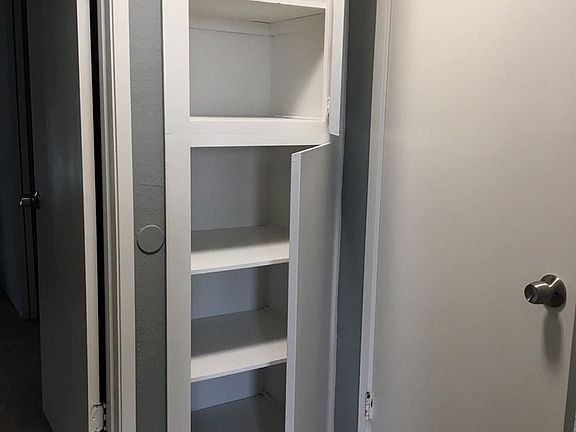 5th image of 332 Victoria St APT B202