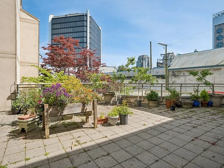 2348 Heather St #501 — Photo 2