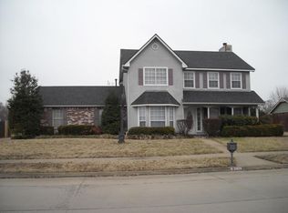 2424 Westwood Dr, Claremore, OK 74017