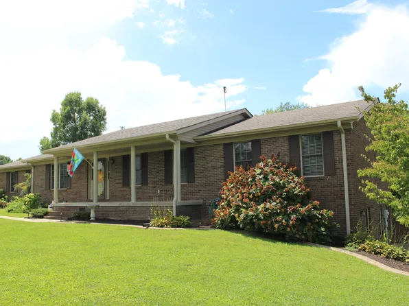 699 Settlement Dr, Lancaster, KY 40444