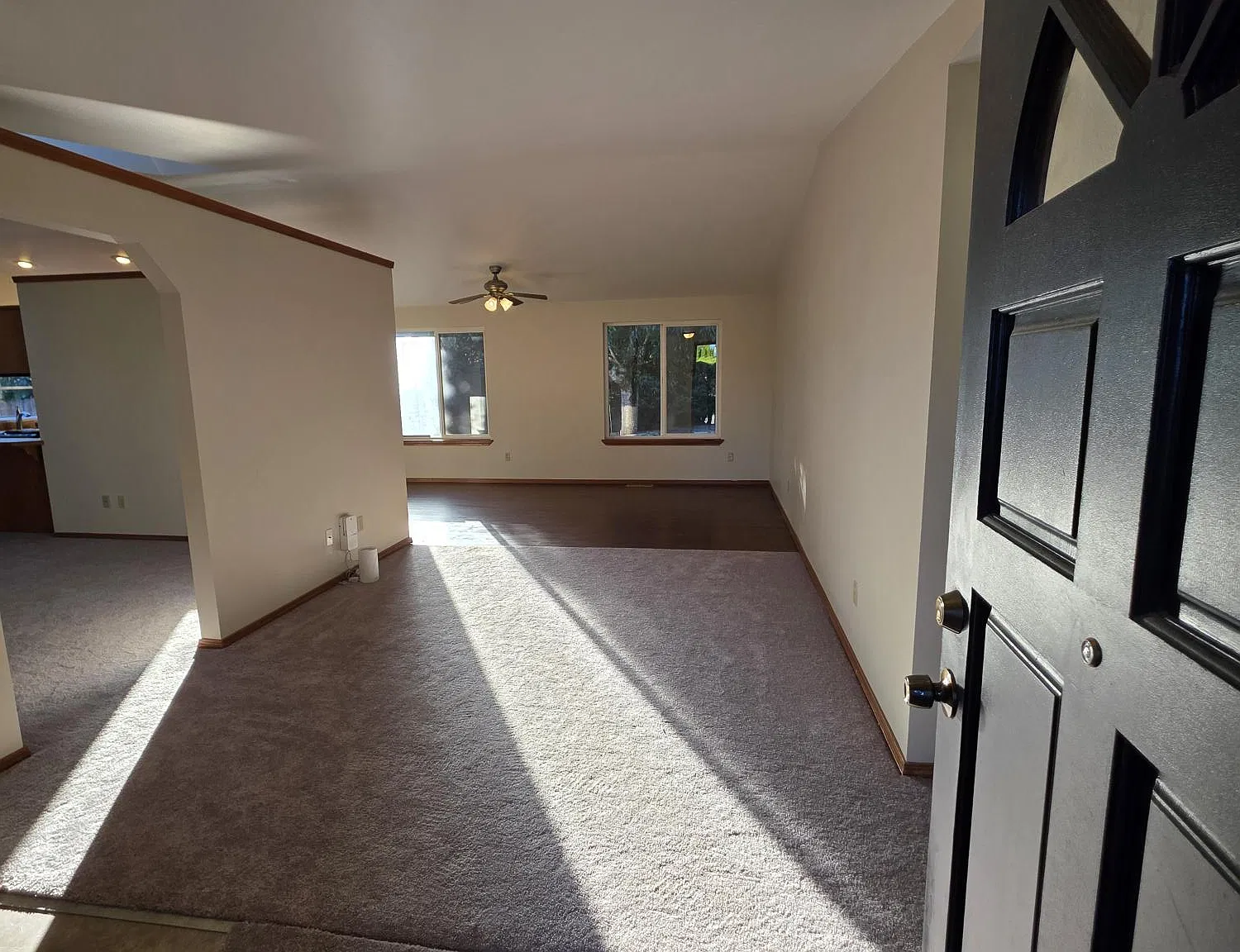 3 bed, 1458 sqft, $2,895 — Photo 4