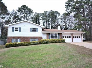 2510 Burton Cir, Morrow, GA 30260