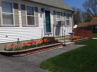 46 Hamilton Rd, Cranston, RI 02910