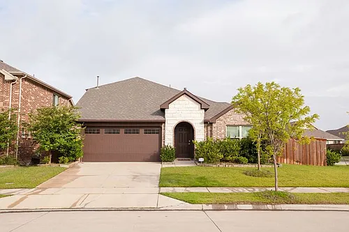 3811 Thomas Plains Dr Photo 1