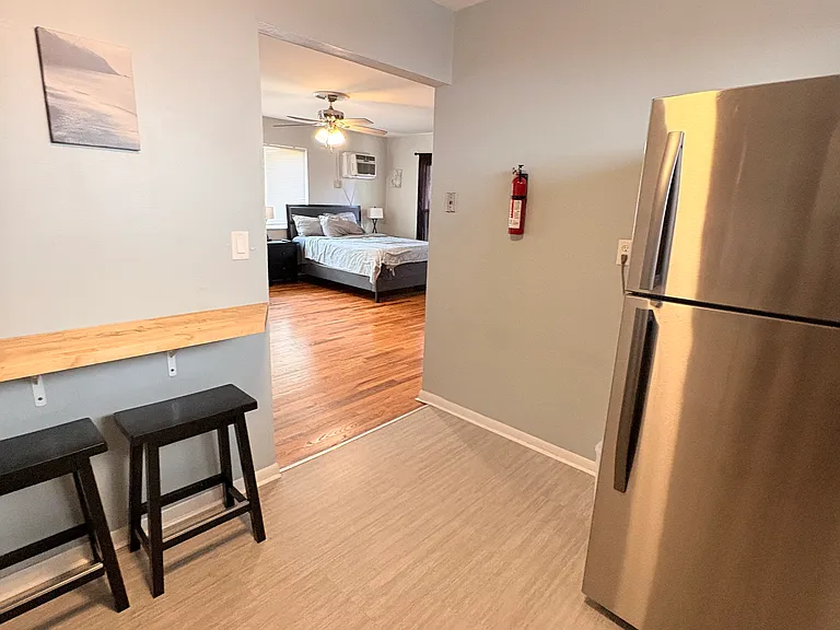 2543 Vera Ave #3 — Photo 5