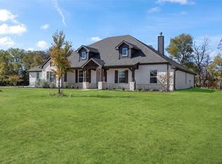 1005 Cedar Ct, Van Alstyne, TX 75495