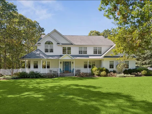 175 Clancy Rd, Manorville, NY 11949