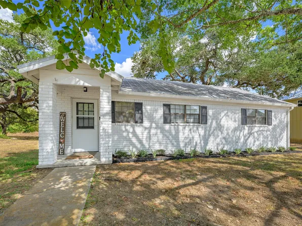 210 N Brazos St, Burton, TX 77835