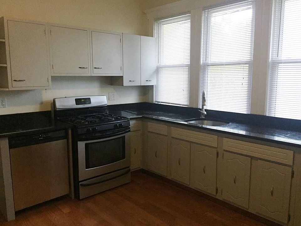 EIK with SS Appliances