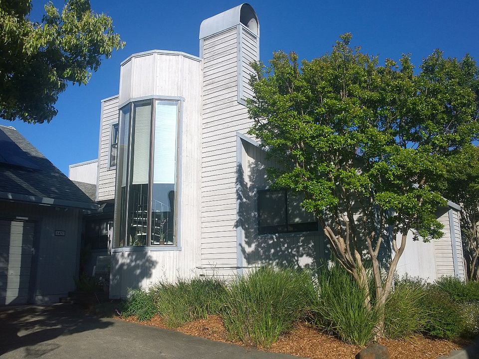 1st image of 1421 Capri Ave
