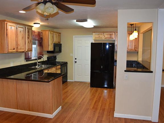 5th image of 7020 Sacramento Dr