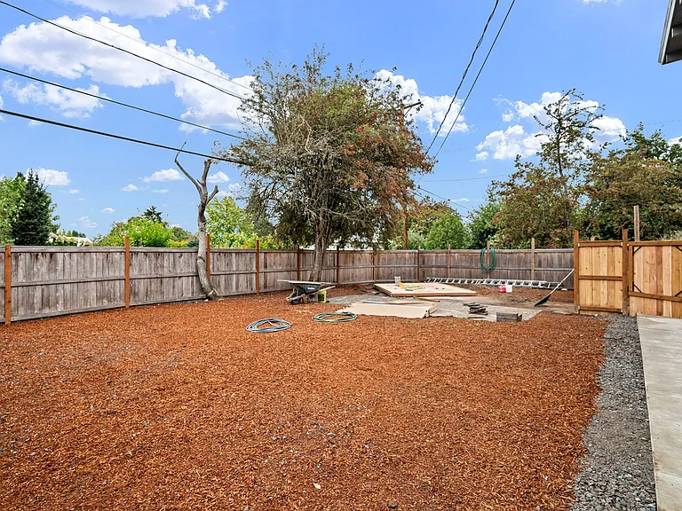 920 W 20th Ave — Photo 10