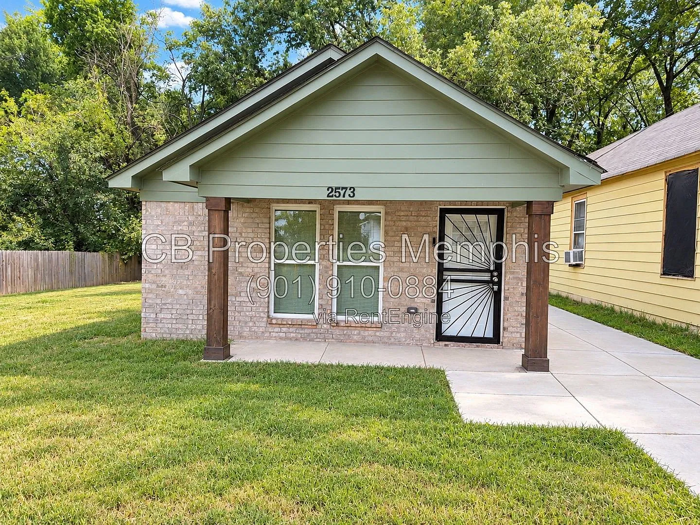 3 bed, 2.0 bath, 1377 sqft, $1,350 — Photo 1