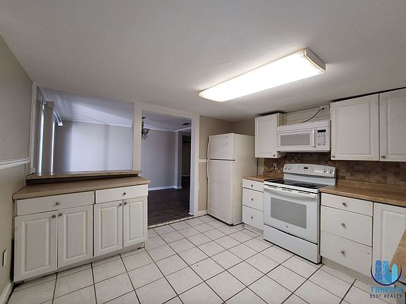 4th image of 1504 E 99th Ave APT A