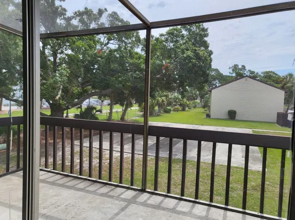 2721 Hidden Lake Blvd Unit C, Sarasota, FL 34237
