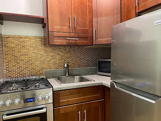 Rented by Mercer Real Estate | media 1