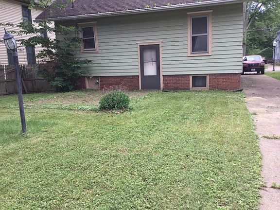 2nd image of 2128 N Bigelow St