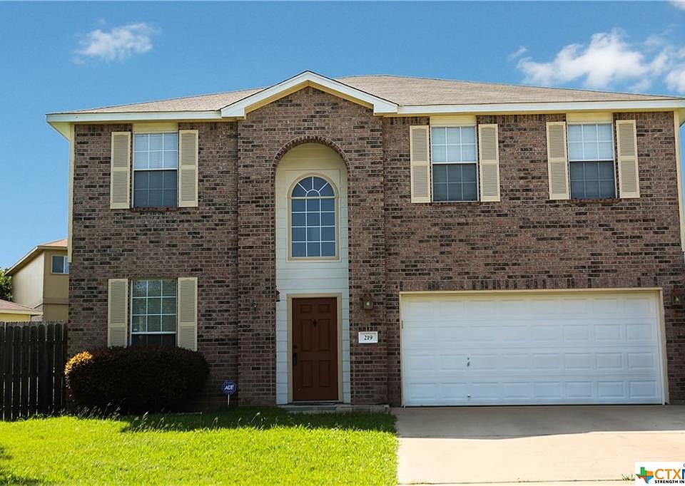 1st image of 219 Tepee Dr