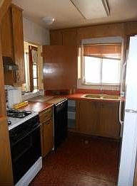 5th image of 906 S 17th St