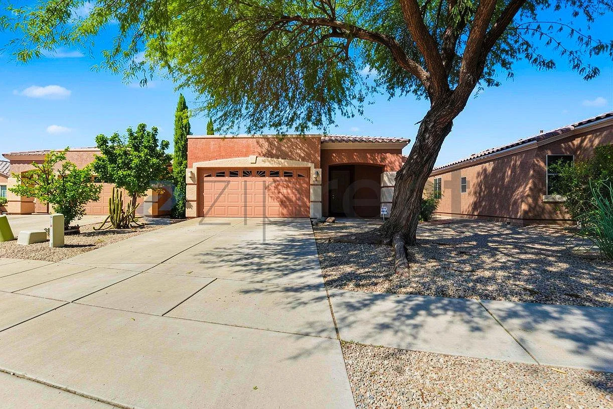 4 bed, 1750 sqft, $2,800 — Photo 1