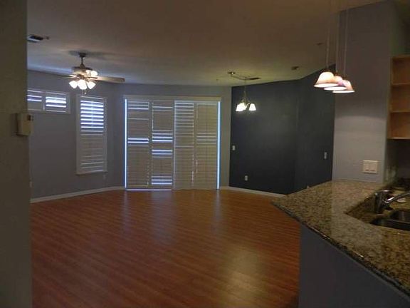 Living/Dining Room 1