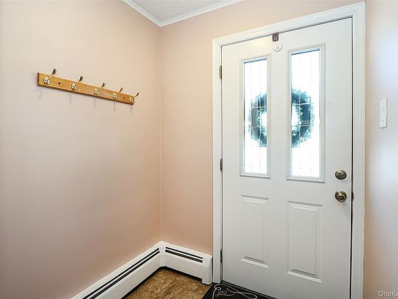 3rd image of 70 Corncrib Lane