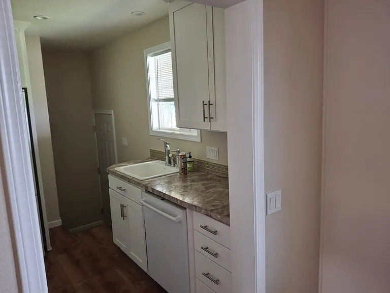 902 Williams Blvd — Photo 1