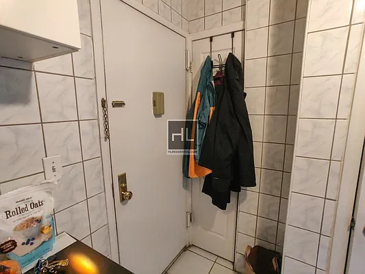 Rented by Highline Residential | media 40