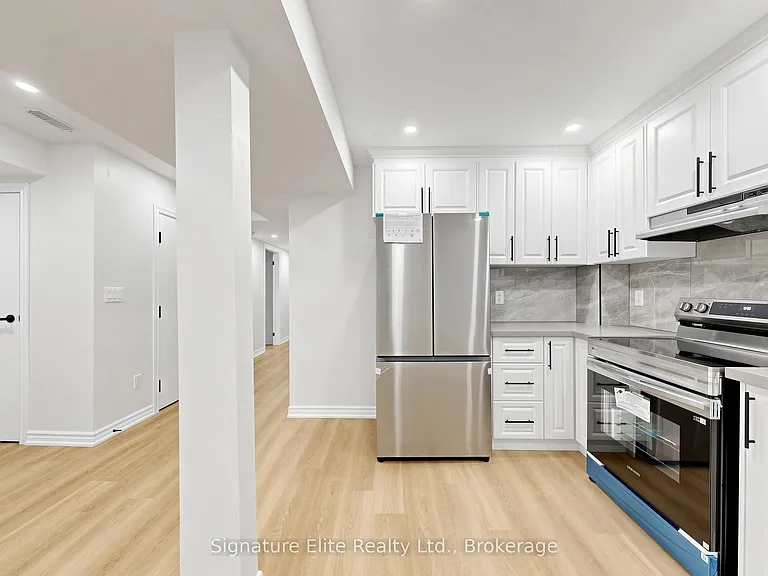 44 Cotton St #B — Photo 3