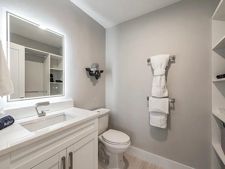 26853 McLaughlin Blvd — Photo 16