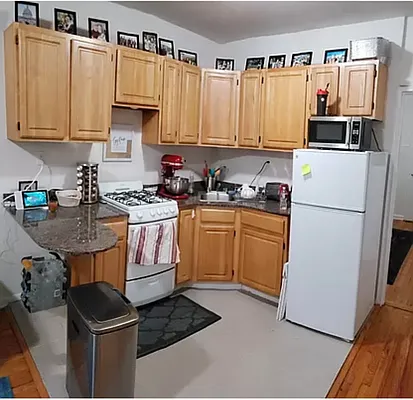 Rented by Prince Real Estate Associates LLC | media 10