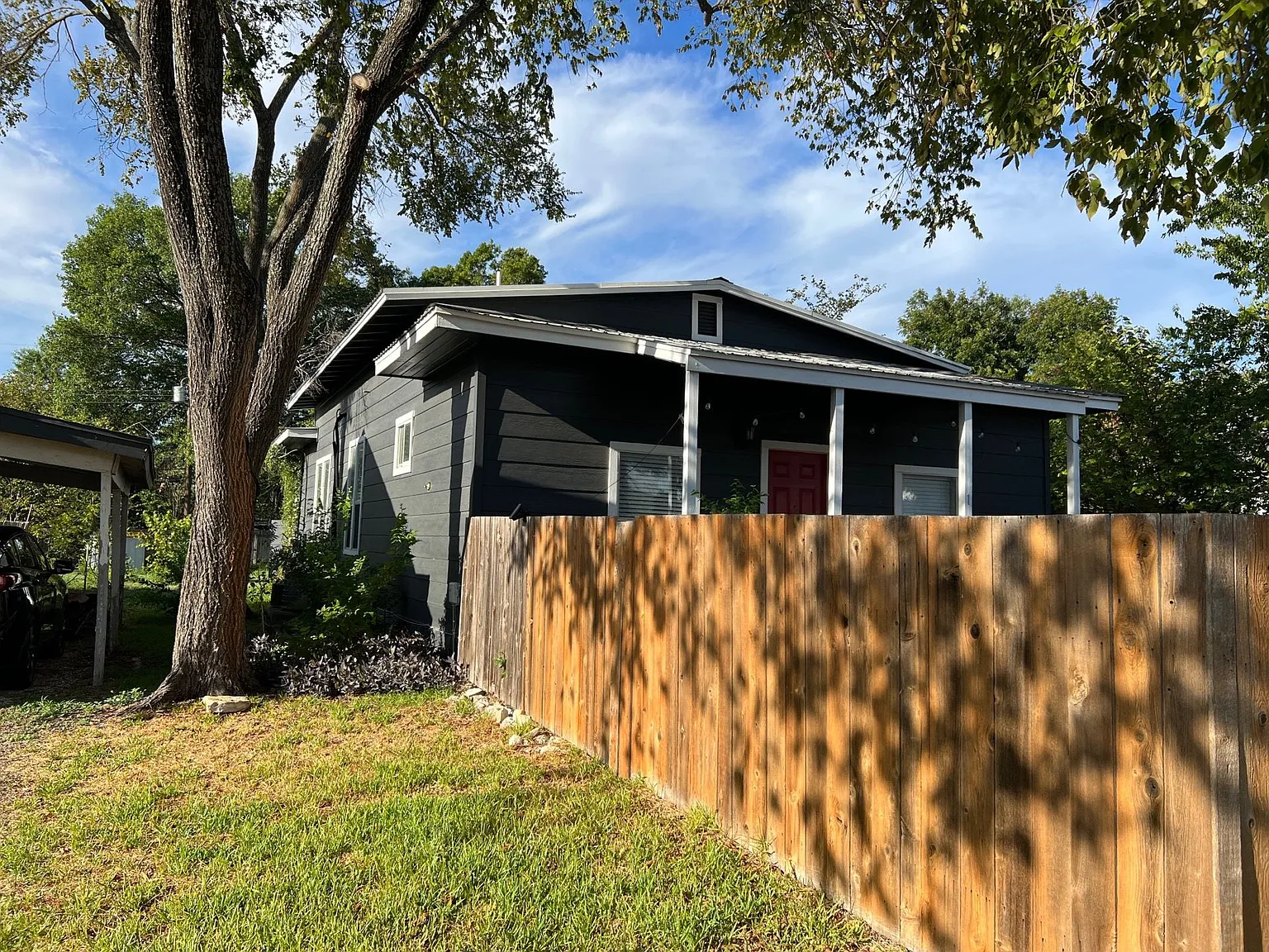 611 Nelray Blvd Unit A — Photo 1
