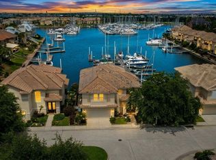 411 Harborside Way, Kemah, TX 77565