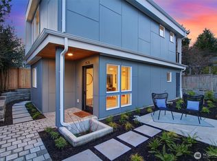 3535 Meridian Ave N, Seattle, WA 98103