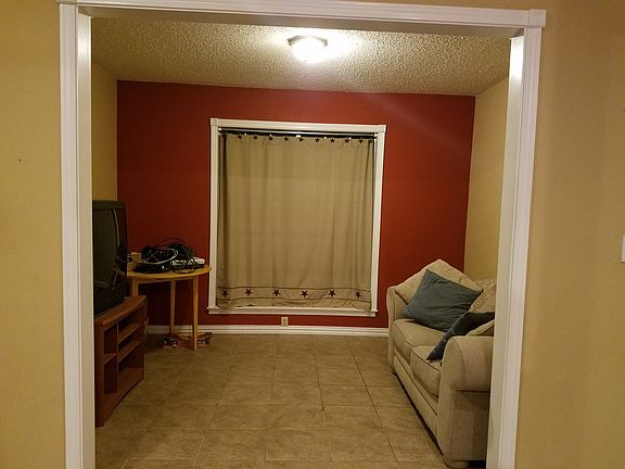5th image of 6703 Old Waco Ln