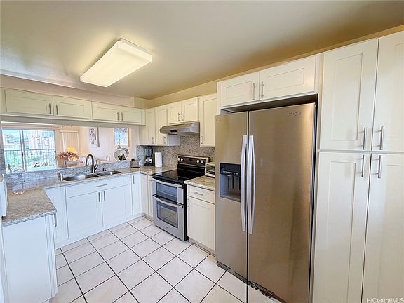 5th image of 3054 Ala Poha Pl APT 1010