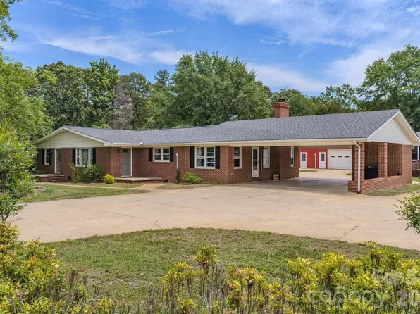 1241 County Line Rd, Rutherfordton, NC 28139