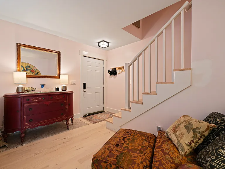 12 W Hayes St #5H — Photo 16
