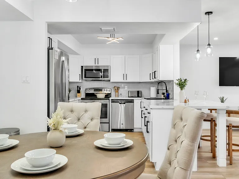 3930 University Center Dr — Photo 26