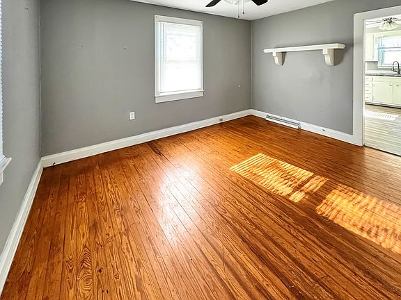 2nd image of 844 Dry Fork Rd