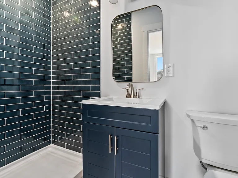 1515 Arch St — Photo 22