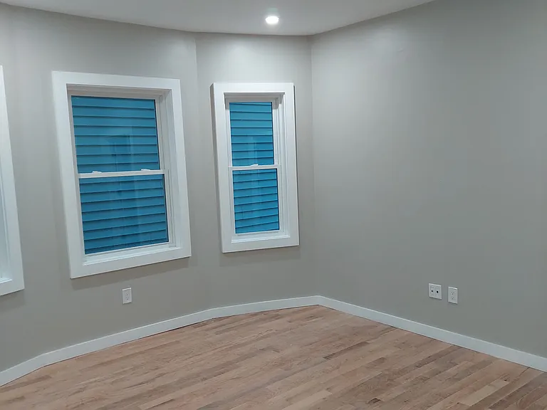 115 Deering Rd — Photo 16