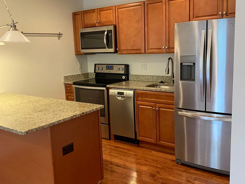 2210 Frankford Ave #6