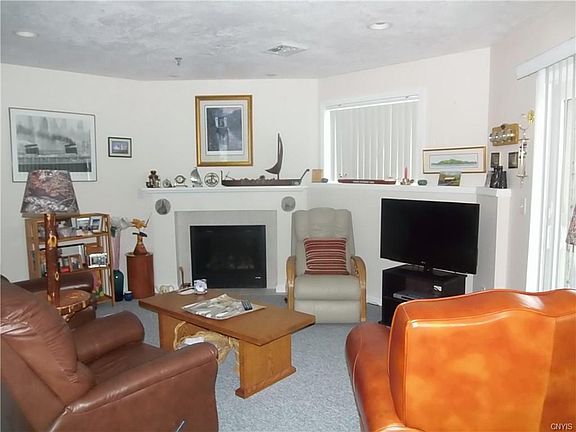4th image of 33 Dockside Dr