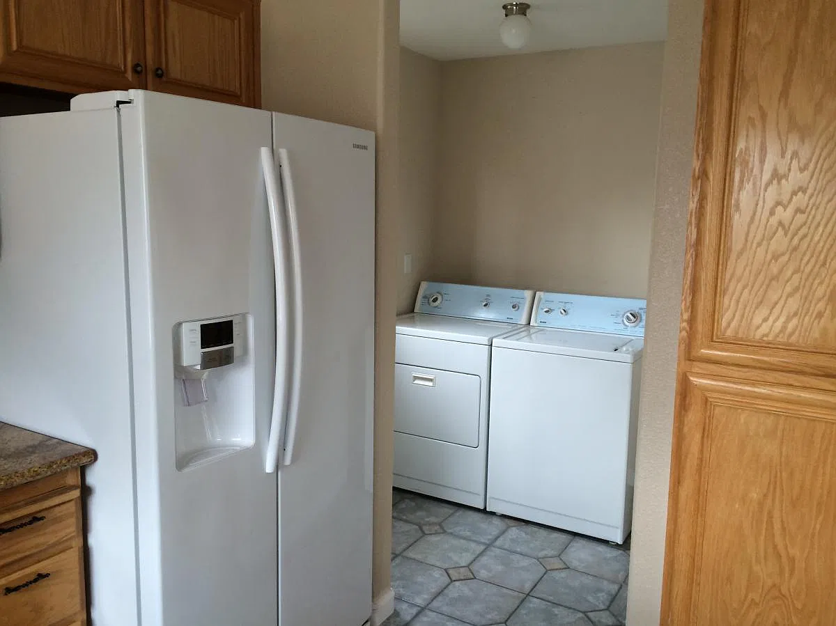 3 bed, 2.5 bath, 1550 sqft, $3,395 — Photo 4