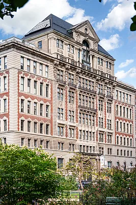 Rented by Compass | media 34